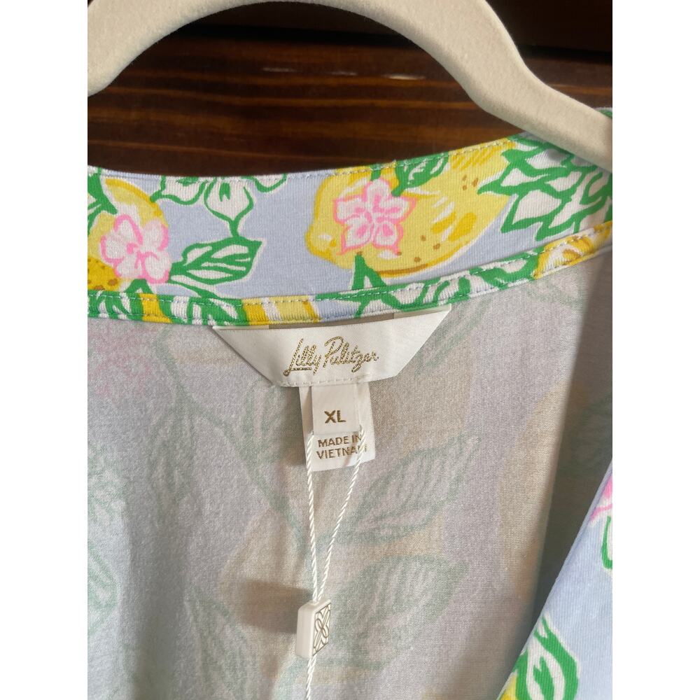 Lilly Pulitzer Sailynn Short Sleeve Romper in the Bluette Make Lemonade print XL - Picture 5 of 8